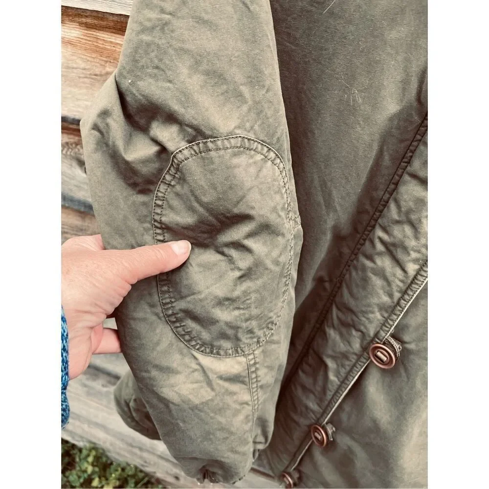 Love Tree size Medium army Green, military style coat. - Picture 7 of 8